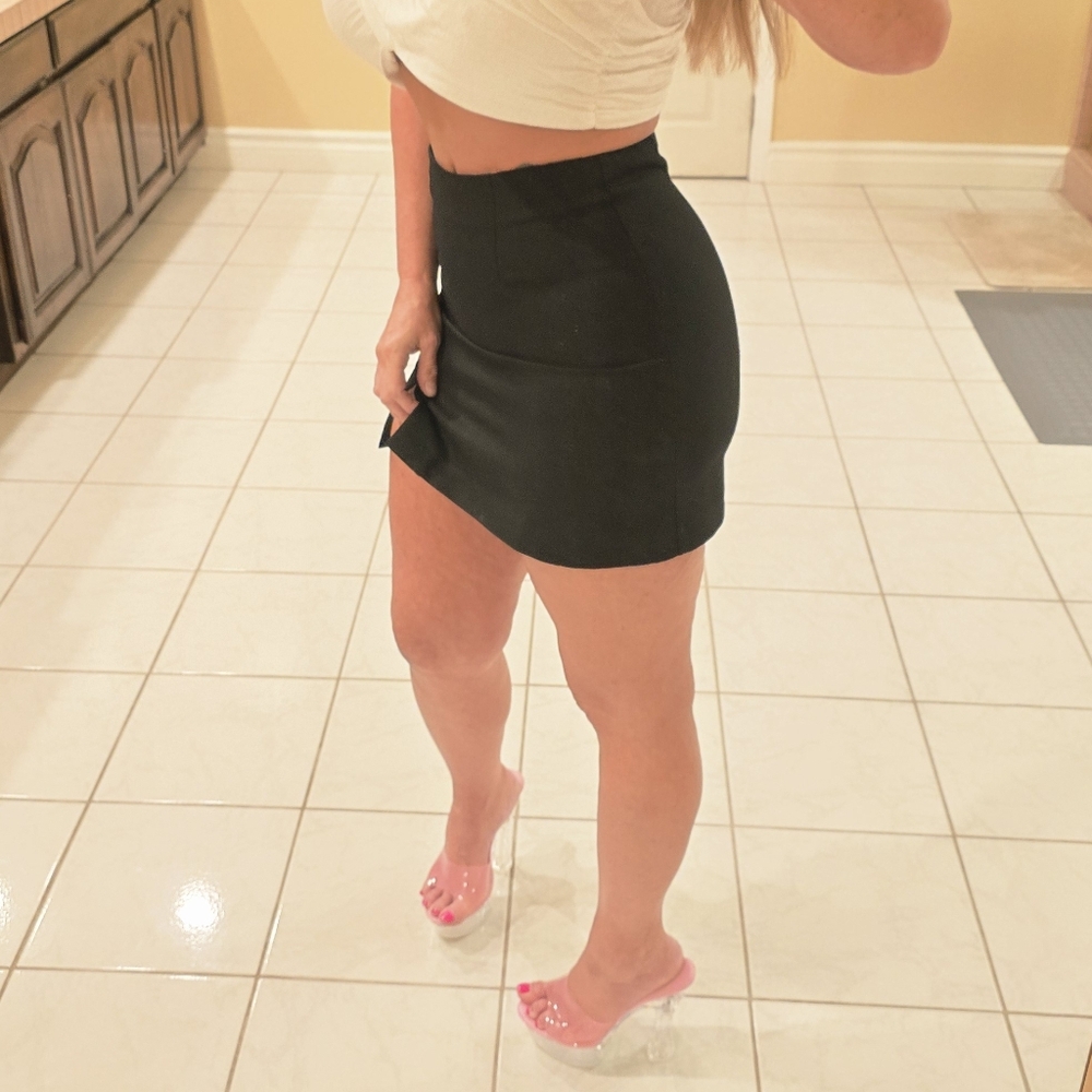 I.N. San Francisco Black Mini Skirt - Picture 7 of 12